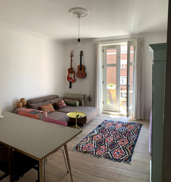 Dejlig lejlighed på det hippe Vesterbro med plads til to personer. Ligger 5 minu Copenhagen, Denmark Skøn lejlighed på Vesterbro Entire condo vacation rental 609402390849878343