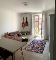Dejlig lejlighed på det hippe Vesterbro med plads til to personer. Ligger 5 minu Copenhagen, Denmark Skøn lejlighed på Vesterbro Entire condo vacation rental 609402390849878343