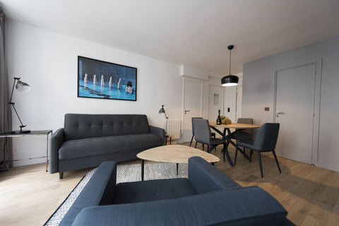 <p>Very nice 46 sqm apartment with 1 bedroom on the 1st floor with elevator on t Paris, France Magnum, 1br/1ba, 4 people Entire rental unit vacation rental 20117297