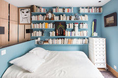 Détendez-vous entre deux visites à Paris, dans cet appartement lumineux de 50 m2 Paris, France Rêveries artistiques sur le canal Saint-Martin Entire rental unit vacation rental 19500317