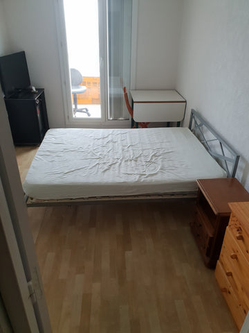 Appartement ce situant au 14 ème étage,  accès autorisé à tout l'appartement, té Lormont, France Logement de Yannick Private room in rental unit vacation rental 21589822