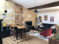 Superbe appartement de 50m2, lumineux, rénové dans un ancien immeuble au dernier Bordeaux, France Magnifique appartement cosy pour 2 Hyper centre Entire rental unit vacation rental 45535000
