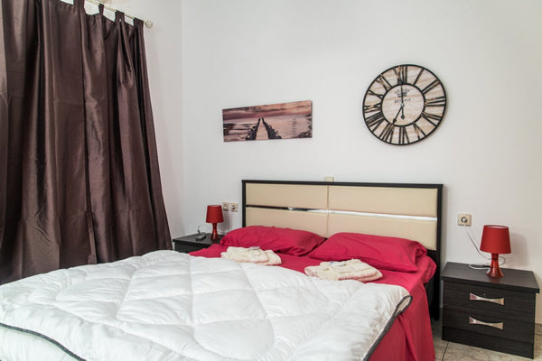 Apartment in one of the most famous world destinations for holidays,10 m from th Heraklion, Greece Beautiful apartment in Elounda! Entire rental unit vacation rental 11531375