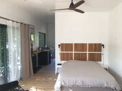 Located in Bouliac in the heart of nature.<br />La Cabane is a belvedere on the   La cabane studio à 15 mn de Bordeaux centre Entire cabin vacation rental 38887646