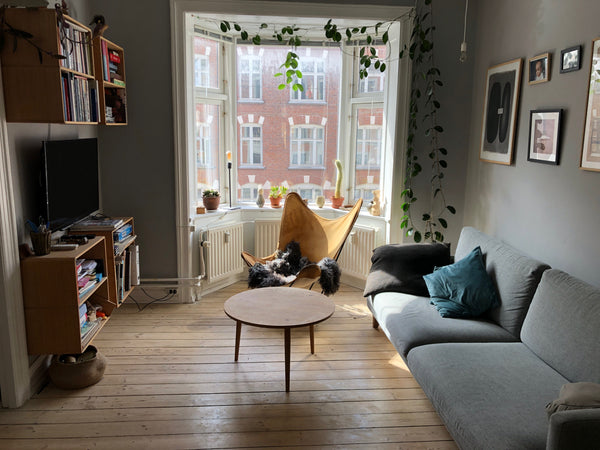 lejligheden ligger 5 min fra metro og bus. rigelig med indkøbsmuligheder og skøn Frederiksberg, Denmark hyggelig centralt beliggende lejlighed Entire rental unit vacation rental 649961671016396094