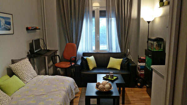 Cozy small studio which is located close to the heart of Athens. ( 15 mins by bu Vyronas, Greece BEST AIRBNB PLACE close to SYNTAGMA SQUARE Entire condo vacation rental 27885936