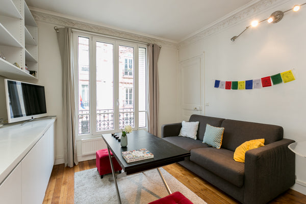 <b>The space</b><br />Here you go!<br /><br />My flat is in a great location in  Paris, France Charming & cosy apartment - Alesia Entire rental unit vacation rental 12502599