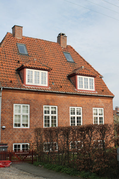 Værelset er i vores nyrenoverede kælder med adgang til badeværesle, og te / kaff Copenhagen, Denmark Skønt værelse i Valby 5 km fra city Private room in villa vacation rental 31466813