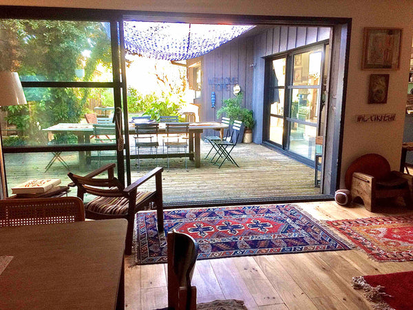 Dans maison  atypique du Bouscat de 130m2, chambre (lit en 160) avec salle de ba  Chambre/s.de.b au Bouscat maison/jardin. Private room in villa vacation rental 24617381