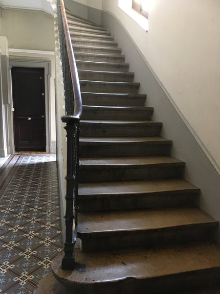 Au deuxième étage, sans ascenseur et à proximité immédiate de tous transports. P Frontonas, France LE COCON- GRANGE BLANCHE Entire rental unit vacation rental 37966855