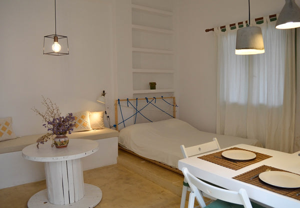 A cozy, boutique-style studio ideal for long stays on the island; with port, bus Greece Kea Boutique Studio by the beach Entire bungalow vacation rental 17187769