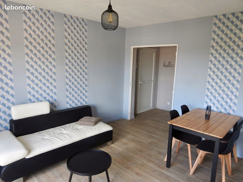 Appartement meublé T5 au 4ème étage sans ascenseur, composé de 4 chambres, 1 SDB  Appart 4 CH + 2 SDB - Confortable et fonctionnel Entire rental unit vacation rental 50204173