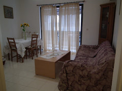 The house is close to museums and 10 min from the city center by metro.<br />The Greece ΠΑΡΑΔΟΣΙΑΚΟ ΣΠΙΤΙ Entire condo vacation rental 47769654