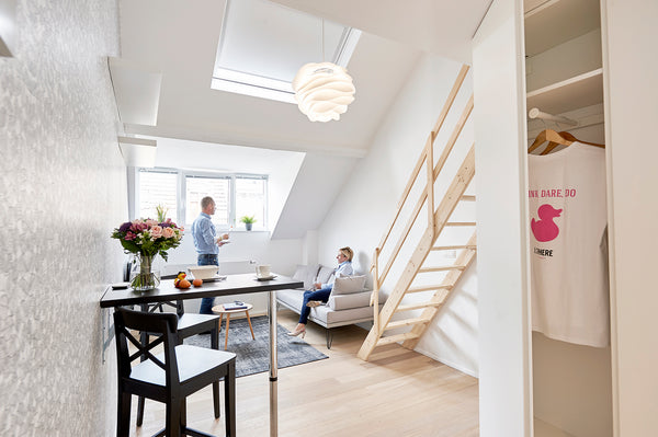 Relax in this quiet, stylish unit with a south-facing balcony. The space is desi Brussels, Belgium Cosy studio with mezzanine near Jubilee Park (S6) Entire rental unit vacation rental 649713776900593300