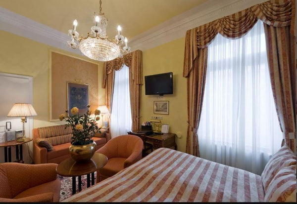 Diese stilvolle Unterkunft liegt in der Nähe vieler Sehenswürdigkeiten. Vienna, Austria Boutique Hotel Piano Nobile - am Stubenring Room in boutique hotel vacation rental 712381426290137438