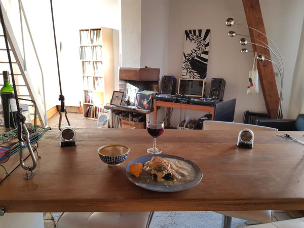 Duplex hors du temps avec chambre sous les toits et vue sur Fourvière,  au cœur  Lyon, France Duplex hors du temps dans le vieux Lyon Entire rental unit vacation rental 13067729