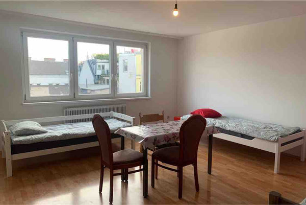 This flat is a wonderful and peaceful place to stay in, its 10 minutes away from Vienna, Austria Brunnenmarkt Paradise Entire rental unit vacation rental 661501149309269840