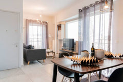 This gorgeous and elegant penthouse accommodation with stunning views is situate GB GTD33701 - Friendly Accommodation Entire condo vacation rental 52913873
