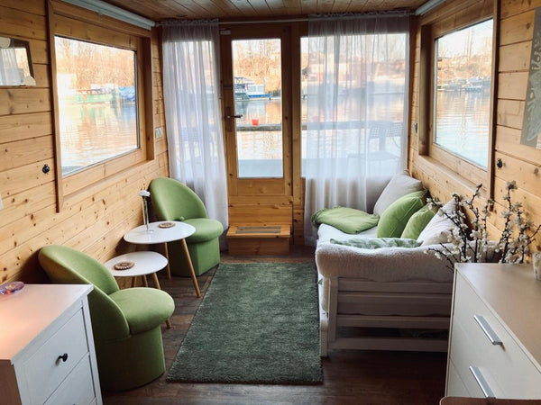 A cozy houseboat, with two terraces, a bar on the waterfront, air condition, hea Prague, Czechia ❀LUNA❀Magical houseboat near downtown Prague! Houseboat vacation rental 48140729