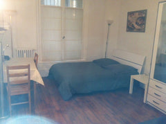 Mon logement est proche de Arc de Triomphe   Champs elysees.  Studio meublé 25 m2 à deux pas des Champs Elysées. Entire rental unit vacation rental 13484437