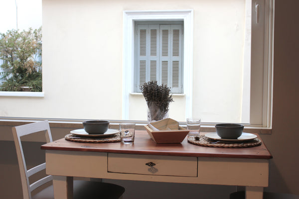 Located in Plaka, the busiest and most beautiful part of the center of Athens, o Geneva, Geneva, Switzerland Cozy getaway in the heart of Plaka Entire rental unit vacation rental 15091421