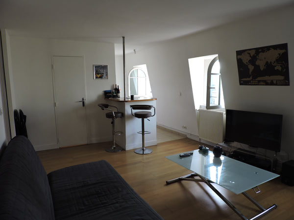 Grand studio de 30m2 dans le 