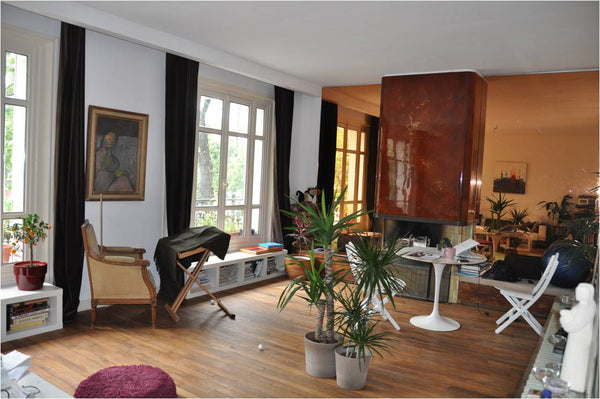 This is a lovely apartment located in a lively neighborhood in Paris (15th distr Paris, France This is a lovely Haussman apartment Entire rental unit vacation rental 3187069
