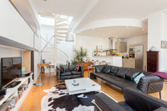 We propose a lovely loft with 2 bedrooms with king size beds, 2 bathrooms one me Paris, France Amazing loft in Paris Entire loft vacation rental 15640086