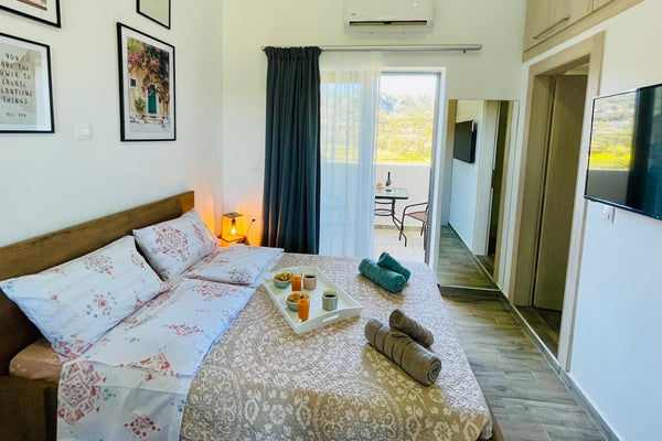 Rizes 2 is a lovely and stylish studio apartment near Lindos only 5 mins walk fr  Rizes 2 - Stylish holiday apartment near the sea Entire rental unit vacation rental 554725726437737573