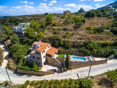 Casa del' Arte is a three level, three bedroom, 250 sq. m., modern luxury villa  Rethimnon, Greece Venetian village, Great views, Near Amenities Entire villa vacation rental 13109576