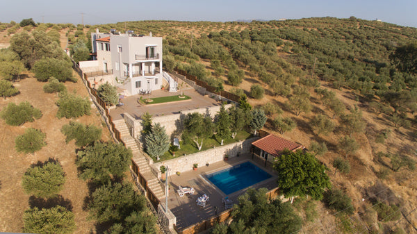 Located in Kavrokhóri,Crete.Marakis Villas offers an outdoor pool.This self-cate Heraklion, Greece Villa Luna Rossa Crete Entire home vacation rental 6115904