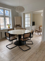 Lys og charmerende østerbro lejlighed med nyt køkken, spisestue, stue, soveværel Copenhagen, Denmark Lys lejlighed i hjertet af København ved søerne Entire rental unit vacation rental 50606020