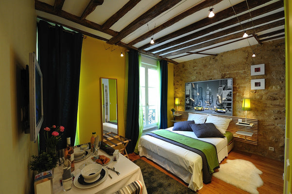 Located in a private residence in the heart of Paris nearby many museums, shops  Paris, France Gorgeous studio in the Haut-Marais Entire rental unit vacation rental 21581156