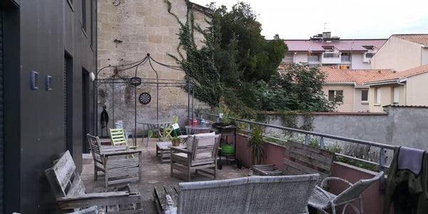 En attendant l'arrivée d'un 3eme colocataire, nous mettons la chambre à louer. E Bordeaux, France Chambre proche centre ville dans coloc sympa Private room in bed and breakfast vacation rental 576888061663326344