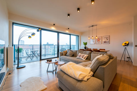 - Spacious luxury apartment for up to 4 guest<br />- Perfect to discover the bea  Bright, modern app. w. superb terrace & canal view Entire rental unit vacation rental 30546378