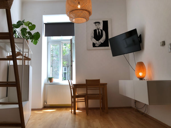 Mitten im Zentrum und doch ruhig. Dieses Studio bietet alles was ihr für euren W  Neues, gemütliches Studio im Zentrum in Ruhelage Entire condo vacation rental 628251879223473033