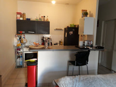 Petite chambre proche des commodités (métros, bus, tram à 5min), je parle anglai Lyon, France Chambre Grange Blanche Private room in rental unit vacation rental 22823357