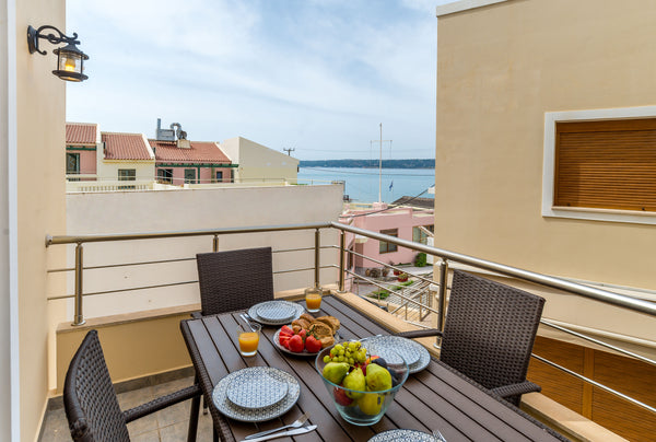 <b>The space</b><br />The house has an air conditioning unit in each bedroom, lu  Amphitrite House - 20 metres from the beach Entire home vacation rental 49473306
