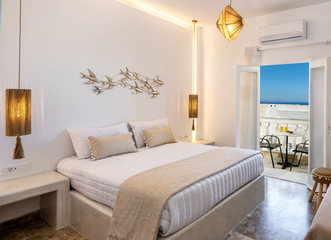 This is a lovely cute studio, fully renovated on May 2021, just 250 meters away  Thera, Greece Brand new (1) studio -300m from Fira main square Entire rental unit vacation rental 50051380