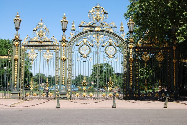 Appartement de 70m2, grand séjour équipé d'un canapé lit, d'un espace de travail  Appartement 70m2 Parc de la Tête d'Or Entire rental unit vacation rental 21751375