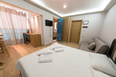 Sea View Apartment on the City,,roof garden with panoramic view, 24 hours recept Rhodes, Greece Sea View Apartment Entire rental unit vacation rental 5893143