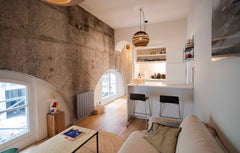 It is a pleasure to welcome you to this warm cocoon of love, a well-appointed ho Lyon, France Superbe appartement au cœur du centre de Lyon Entire rental unit vacation rental 737480004591730972