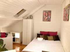 Refait à neuf - A 15 minutes a pied de la place Bellecour, 10 minutes de Gare Pe Lyon, France Lyon: petit Studio 10 minutes a pied centre ville Entire rental unit vacation rental 758549593265703315