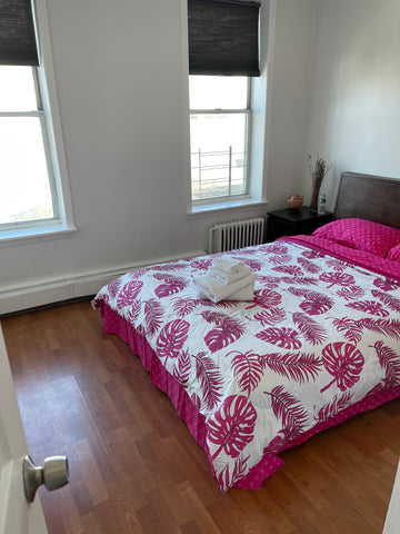 You'll have everything you need in this place. It's conveniently located only 2  New York, NY Vacation home in Queens · ★4.77 · 2 bedrooms · 1 bed · 1 bath Entire vacation home vacation rental 546689834460719148