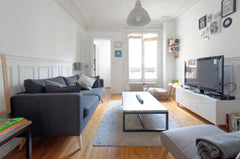 Bel appartement haussmannien dans les Batignolles qui se compose d'un salon,d'un Paris, France Appartement 2 pièces Batignolles Entire rental unit vacation rental 11120531