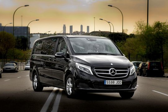 Private Luxury Departure Transfer: London to Southampton Port in Luxury Van  Private Tours and Travel Guide Europe London CITY London Destination Tour