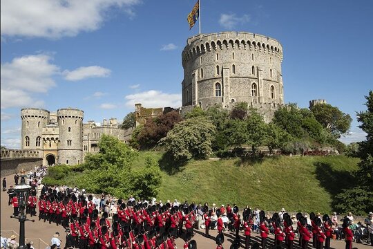 Royal Windsor Afternoon Tour from London  Private Tours and Travel Guide Europe London CITY London Destination Tour