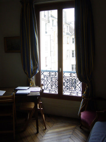 <b>The space</b><br />Live like a Parisian in this sweet, yet petite apartment i Washington, DC Quiet Charm at Jardin des Plantes Entire rental unit vacation rental 1050450