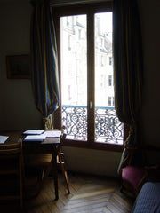 <b>The space</b><br />Live like a Parisian in this sweet, yet petite apartment i Washington, DC Quiet Charm at Jardin des Plantes Entire rental unit vacation rental 1050450