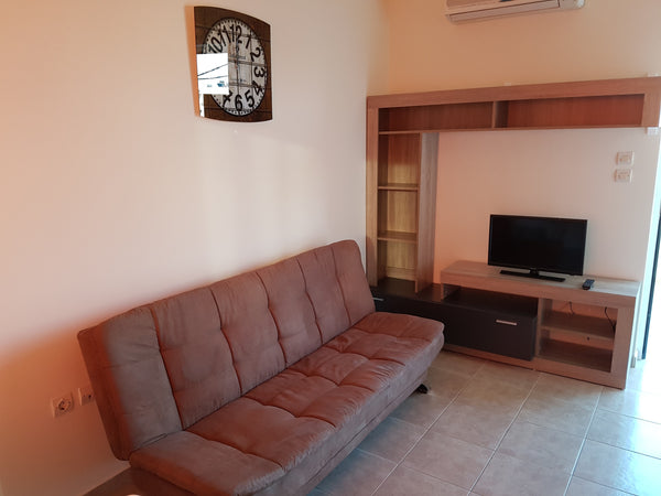 Apartment , 30m from the beach , near to old townn of Rethytmno . New constructi  DRETOS APARTMENTS Entire rental unit vacation rental 19371707